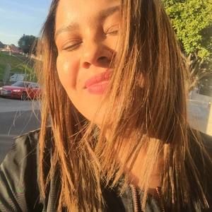 Meet your Posher, Sade